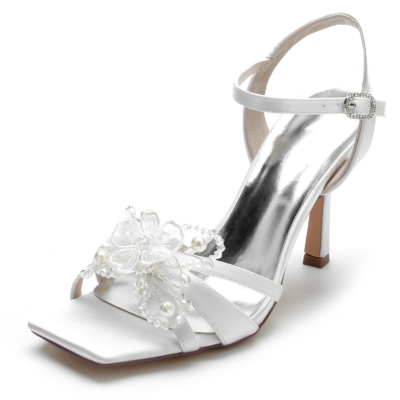 Witte kralen en kanten bloemen open teen stiletto enkelbandje sandalen voor feest