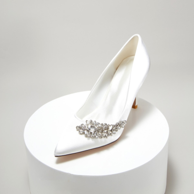 Witte bruiloft kristal verfraaid puntige teen naaldhakken satijnen pumps schoenen voor dames