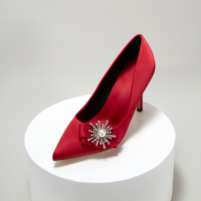 Rode bruids kristal parel versiering satijn puntige teen hakken pomp schoenen