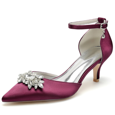 Bordeauxrode juwelen kitten hakken D'orsay pumps bruiloft satijnen schoenen met enkelbandjes