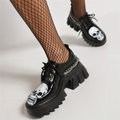 Zwart lakleer platform dikke hak veterschoenen loafers met kruisketting gotische schoenen