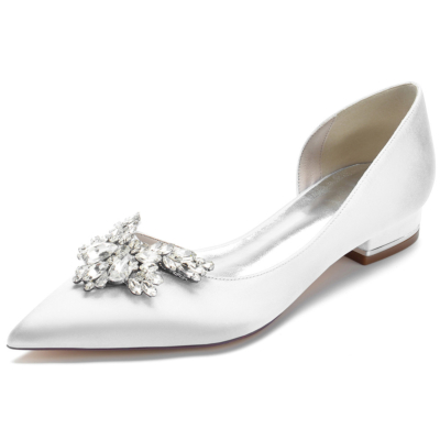 Witte strass puntige teen satijnen platte schoenen met zijgesneden juwelen