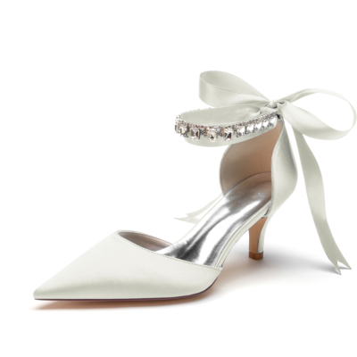 Ivory Satin Kitten Heel Pumps Bow D'orsay schoenen met kristallen band