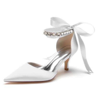 Witte satijnen pumps met kittenhak Bow D'orsay schoenen met kristallen band