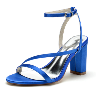 Koningsblauwe satijnen open teen sandalen met dikke hak en enkelbandje voor dames