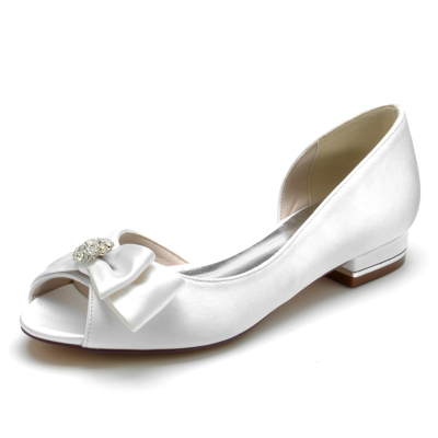 Witte satijnen platte schoenen met peeptoe en strik comfortabele trouwschoenen