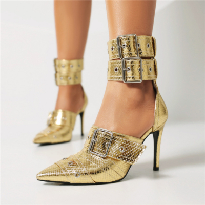 Gouden slangenprint met naaldhak, metalen D'orsay-sandalen met gesp en gesloten teen